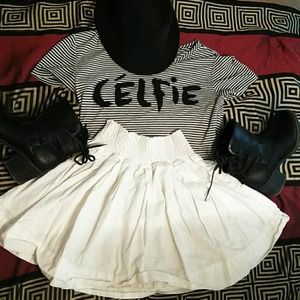 Highwaisted white frill skirt w/pockets